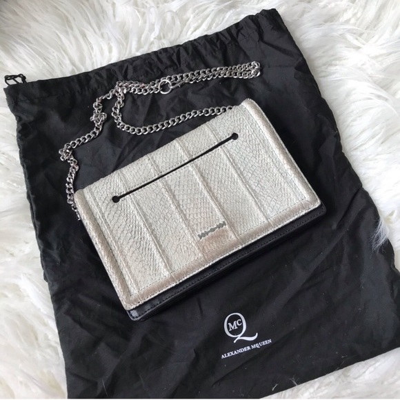 Alexander McQueen Handbags - Alexander McQueen Chain Cross Body Purse
